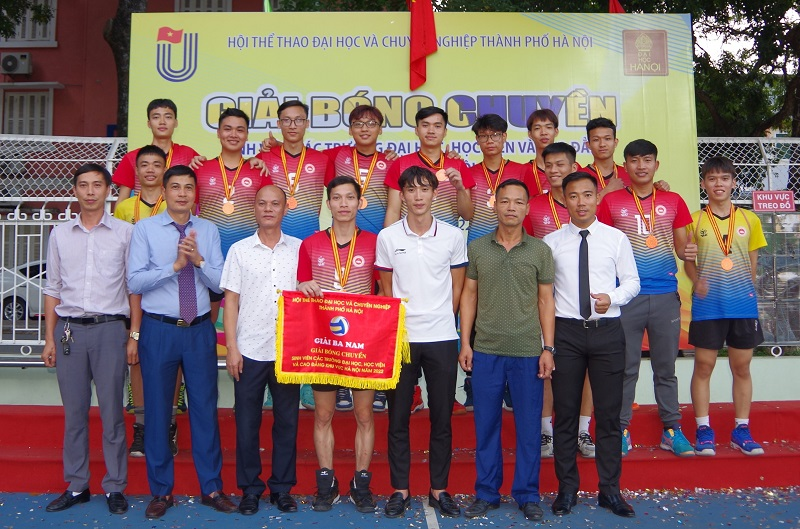 Đội tuyển bóng chuyền sinh viên Học viện đạt hạng Ba giải bóng chuyền sinh viên Hà Nội 2022