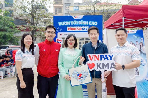 Hành trình đổi mới trong công tác hướng nghiệp tại Học viện Kỹ thuật mật mã