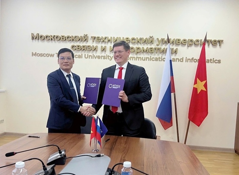 Học viện Kỹ thuật mật mã và Trường Đại học Kỹ thuật Truyền thông và Tin học Mát-xcơ-va ký kết Biên bản ghi nhận định hướng hợp tác